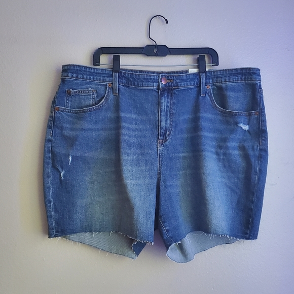 Universal Thread Pants - Universal Thread Raw Hem Jean Boyfriend Shorts